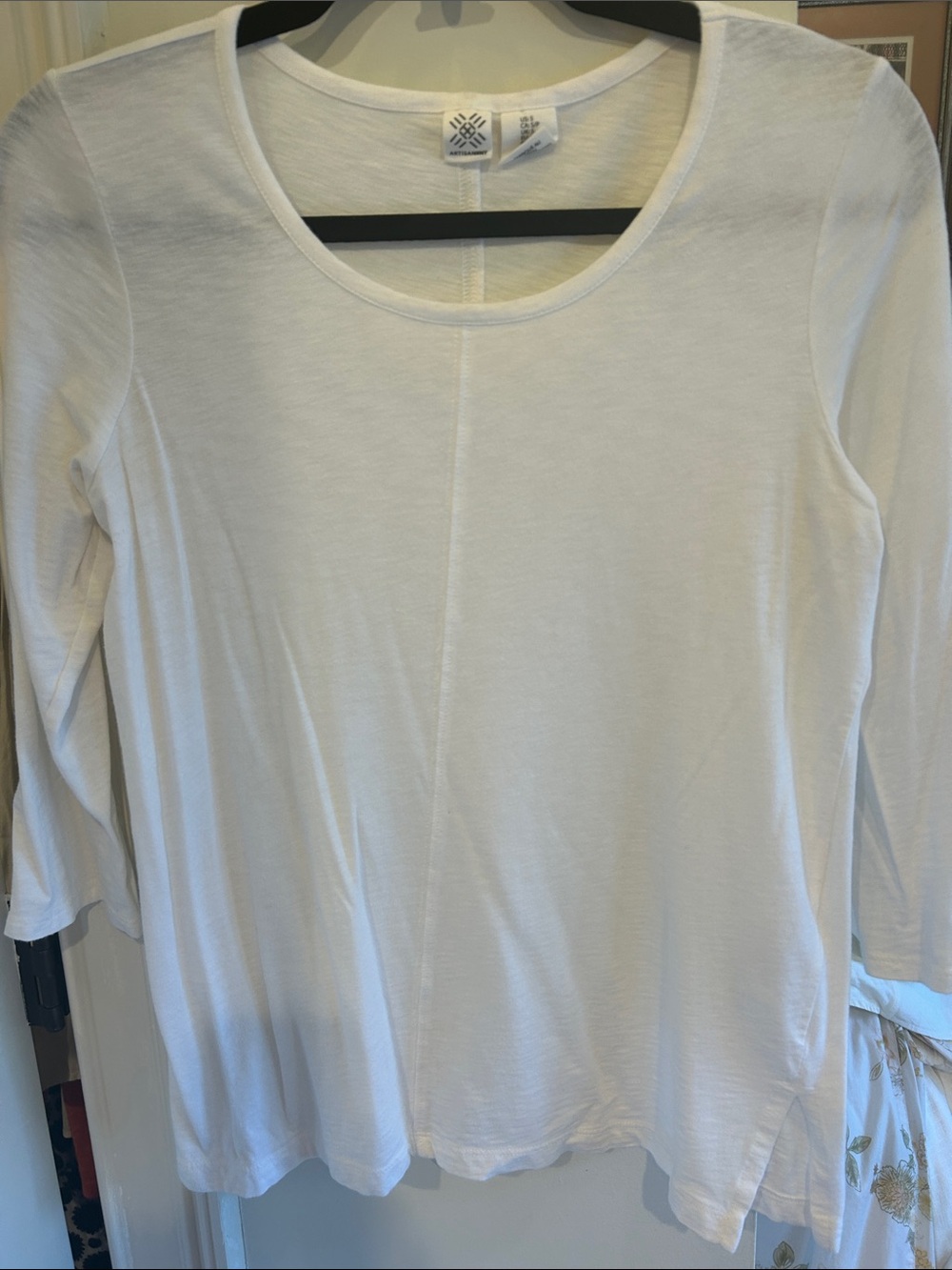 Artisan Ny White Long Sleeve Scoop Neck Top